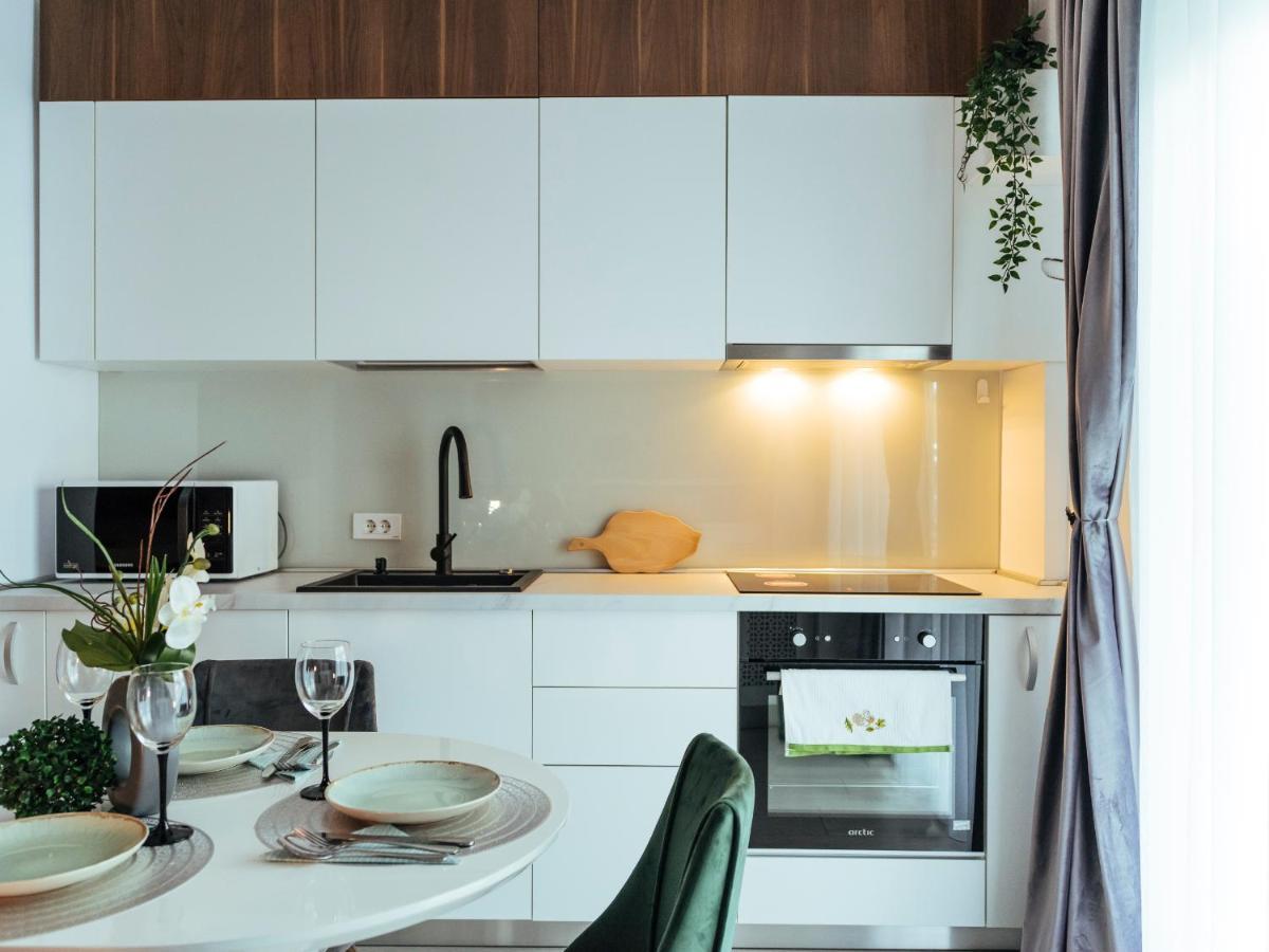 Cozy Special Pallady Apartament With Garden & Courtyard Bucarest Exterior foto