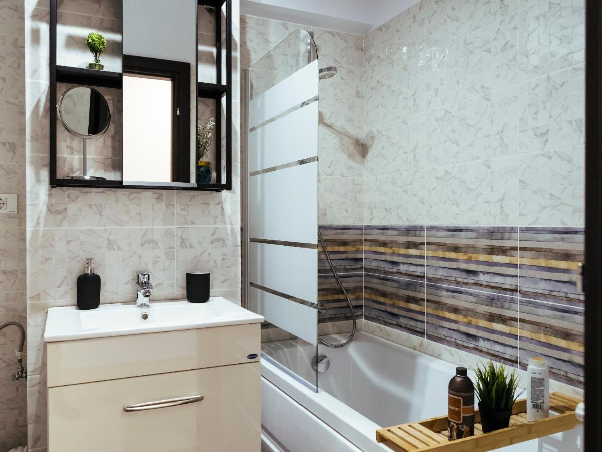 Cozy Special Pallady Apartament With Garden & Courtyard Bucarest Exterior foto